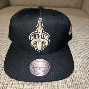 Toronto All Star snap back